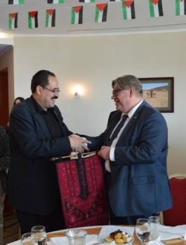 13342887_1069420243125180_8527063656922243330_n