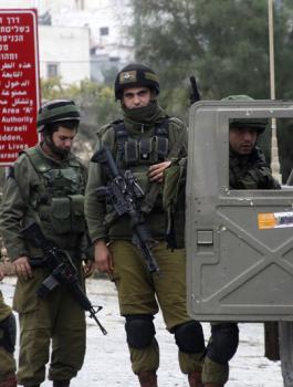 حواجز في الخليل 