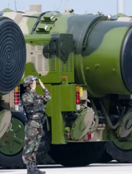 اقوى صاروخ عابر للقارات  