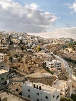 خطة إسرائيلية لفصل 150 الف فلسطيني عن القدس 