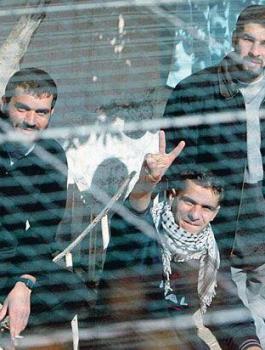 الاسرى الفلسطينين 