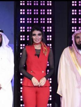 داعية سعودي والنقاب وحاسة الشم 