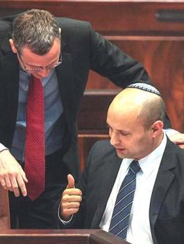 اسرائيل وادخال المنحة القطرية الى قطاع غزة