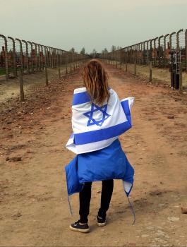 محرقة اليهود في بولندا 