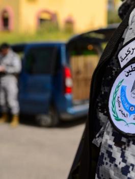 اتلاف اطنان من المواد الفاسدة 