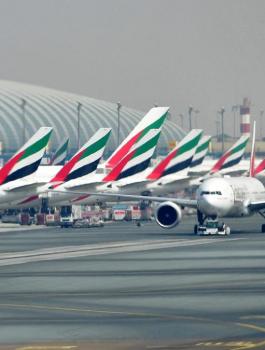 الحوثيون يقصفون مطار دبي 