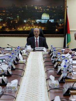 الناطق باسم الحكومة الفلسطينية يعلق على أنباء التعديل الوزاري 