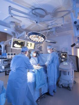 زراعة كبد ورئتين لطفل 