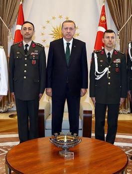 توقيف المستشار العسكري لأردوغان 