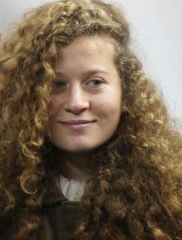 وزير بريطاني: الحكم على عهد التميمي يجسد البلاء الذي لحق بحياة الجيل الجديد