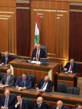 عاصفة في لبنان بعد نية وزيران السفر لسوريا لأول مرة منذ الأزمة