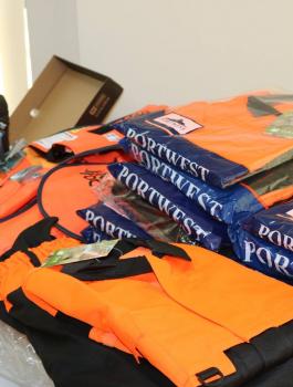 منح من بولندا 