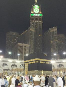 انتحار في مكة المكرمة 