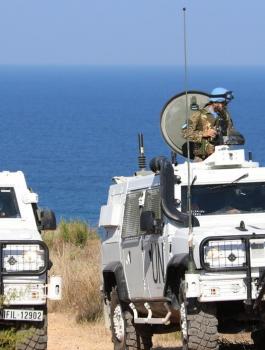 اليونيفيل وحزب الله 