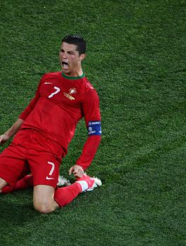 Cristiano-Ronaldo_8
