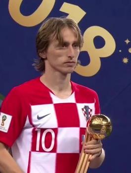 لوكا مودريتش أفضل لاعب في المونديال