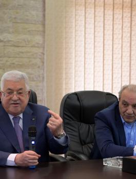 عباس والمخابرات 