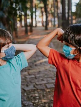 الاصابات بكورونا في صفوف الاطفال 