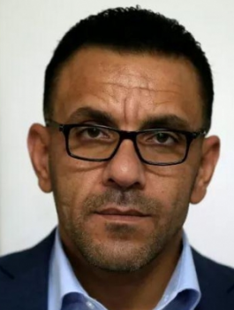 فتح واعتقال محافظ القدس 