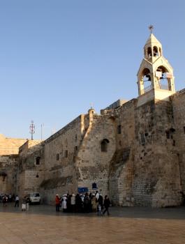 ترميم كنيسة المهد 