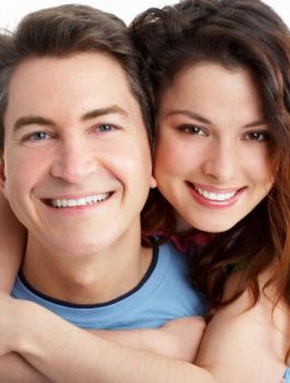 Man-and-Woman-Smiling