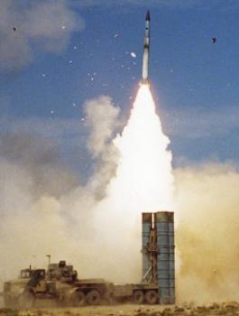 روسيا ترد على إسرائيل: لا يقيدنا أحد بتوريد صواريخ S-300 لسوريا