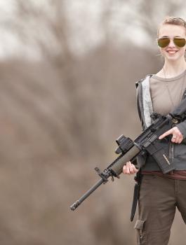 أمريكا تسن قانون يسمح للمعلمين في المدارس بحيازة الأسلحة