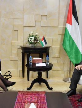 e3b42389-0d43-481a-8149-4b3366a21b5f