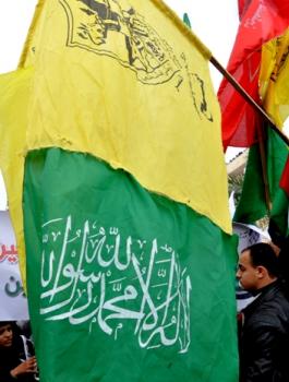 لقاء مركزي بين قيادات فتح وحماس في لبنان