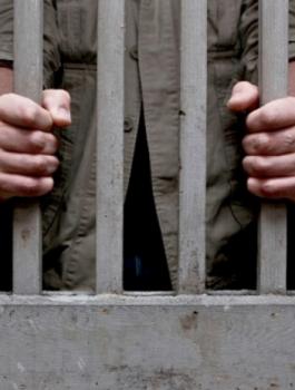 القبض على شاب ابتز سيدات عبر انستغرام 