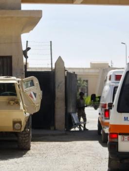 دائرة العلاج بالخارج تنفي وقف التحويلات الطبية لمصر