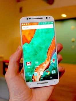 بطارية الهواتف الذكية والتجسس 