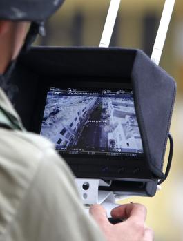 نصب كاميرات مراقبة اسرائيلية على مدخل يطا 