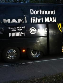 "انفجارات" قرب حافلة دورتموند الألماني