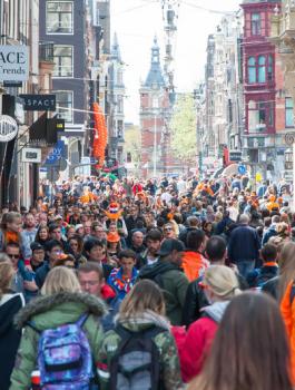 amsterdam-april-crowd-people-amsterdam-street-king-s-day-april-amsterdam-netherlands-kings-biggest-54902101