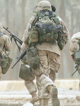 الحرب في العراق وافغانستان