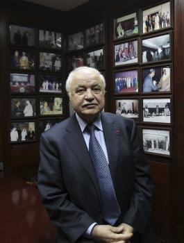 ابو غزالة واميركا