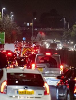 الطفرة الجديدة لفيروس كورونا في بريطانيا