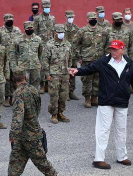 ترامب والجيش الامريكي