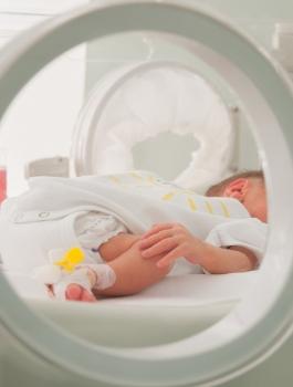 فيروس كورونا والاطفال