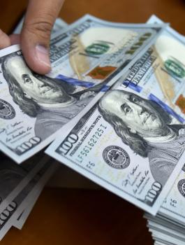 القروض الاستهلاكية في فلسطين