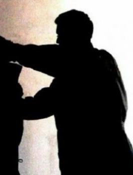 خسر وظيفته فحسبه والده لمدة 4 اشهر