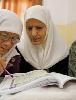 فلسطين ومحو الامية