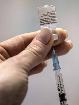 اسرائيل ولقاحات ضد كورونا