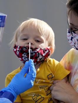 اصابة اطفال بفيروس كورونا في اميركا