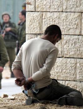 اصابة الاسرى