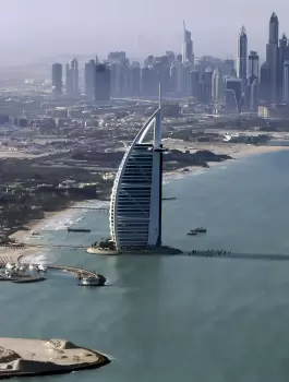 الامارات والاقامة الذهبية