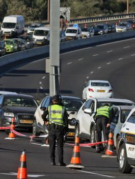 اسرائيل والاغلاق الشامل