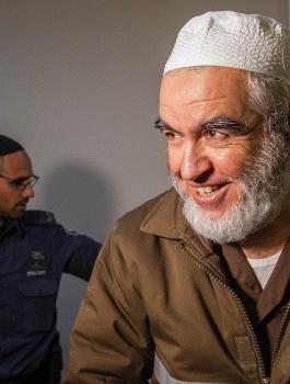 الشيخ رائد صلاح واللاجئيين السوريين
