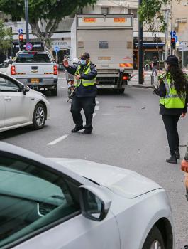 اسرائيل والاغلاق